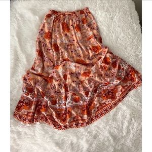 Floral Maxi skirt